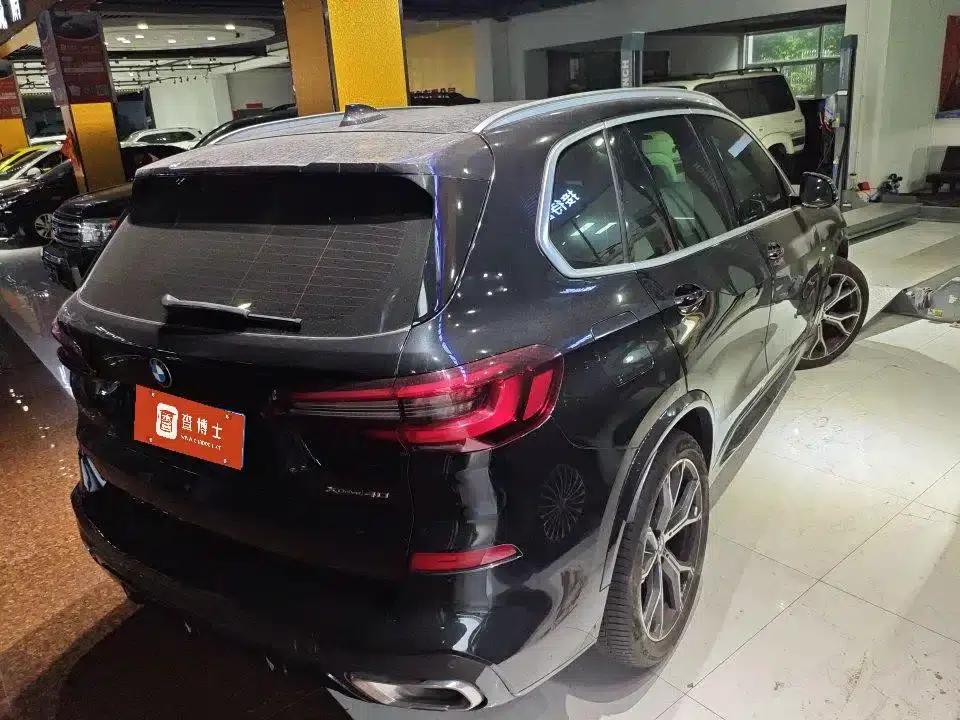 BMW X5 2026 xDrive 30Li M Sport Shadow Edition — миниатюра 6