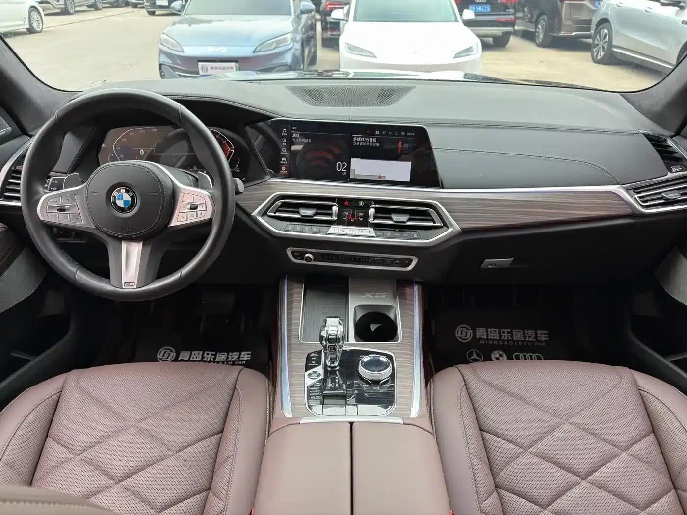 BMW X5 2022 Facelift xDrive 40Li M Sport Package — миниатюра 9