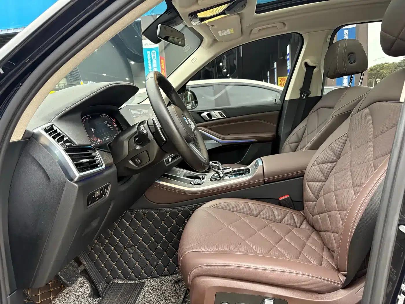BMW X5 2022 xDrive 30Li Luxury M Sport Package — миниатюра 11