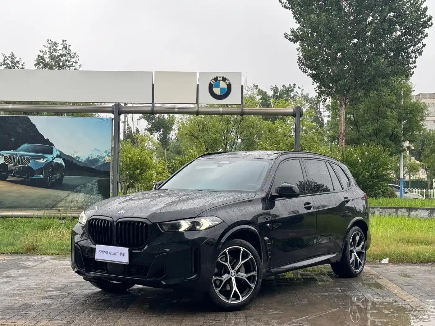 BMW X5 2023 xDrive 30Li M Sport Shadow Edition — миниатюра 1