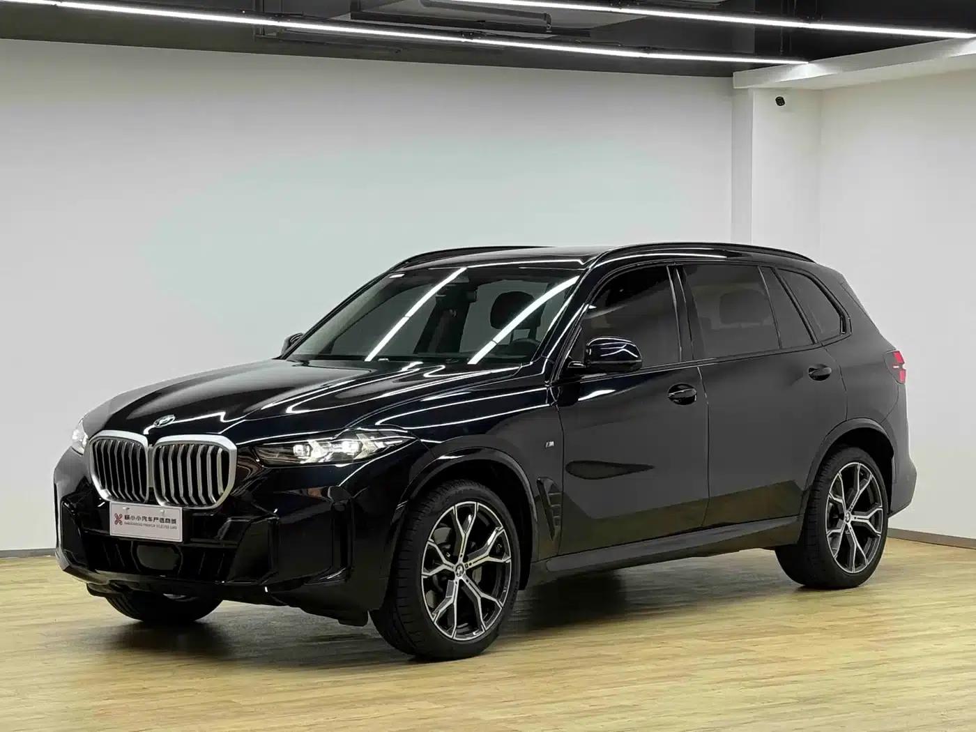 BMW X5 2023 xDrive 30Li Luxury M Sport Package — миниатюра 1