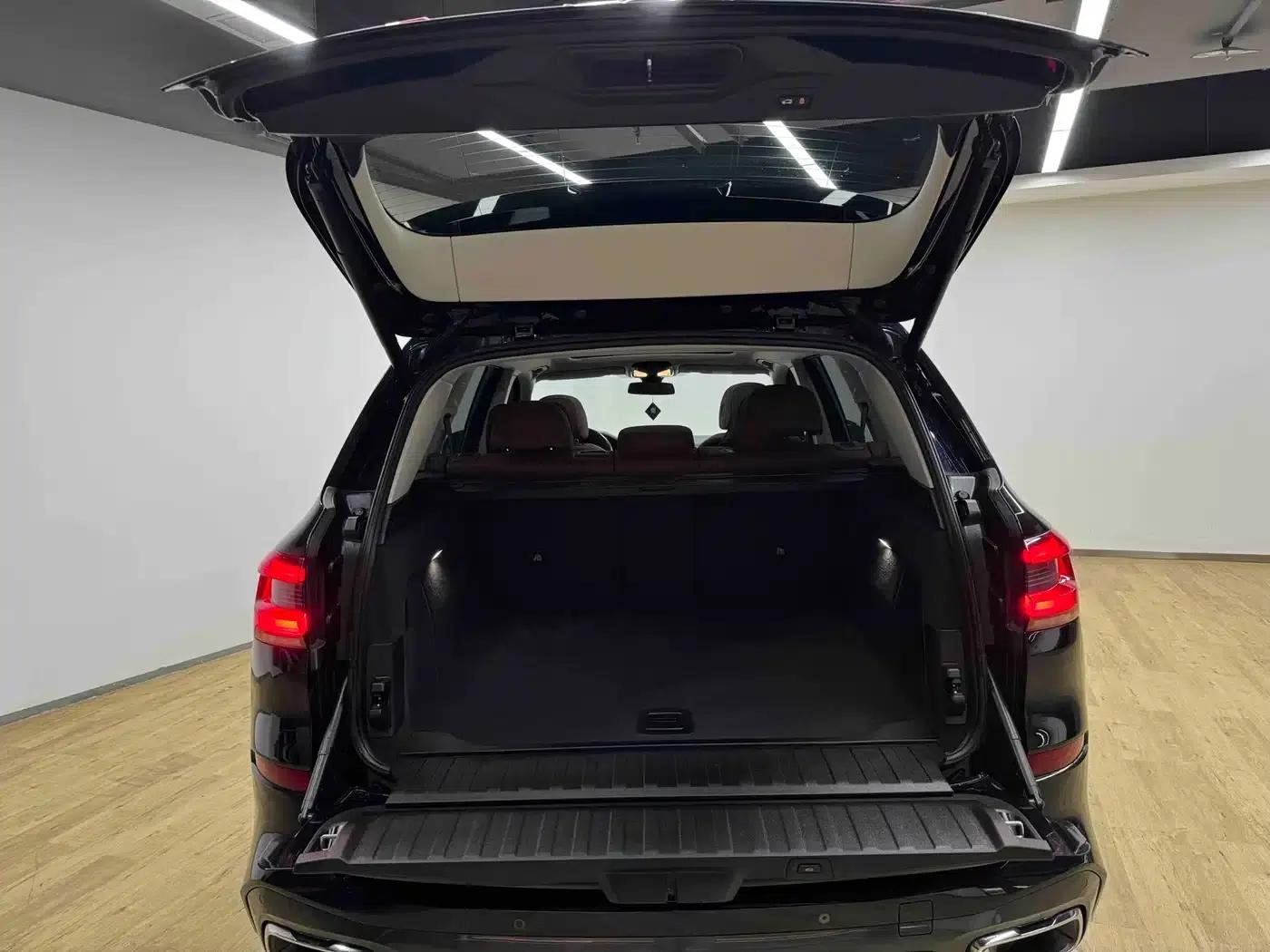 BMW X5 2022 Facelift xDrive 30Li M Sport Package — миниатюра 33