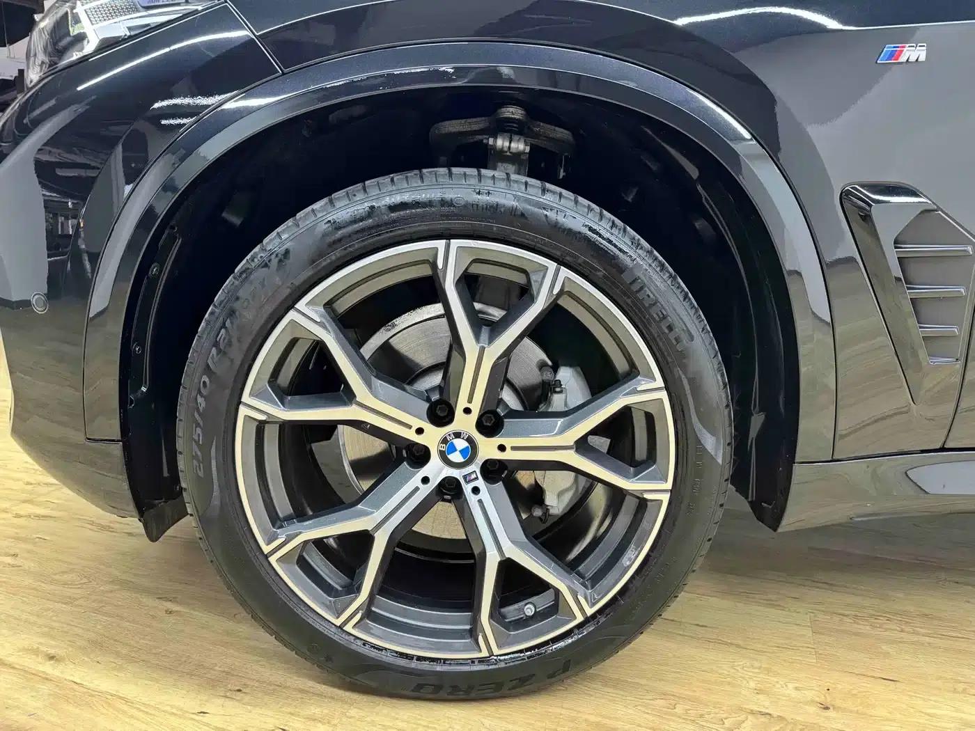 BMW X5 2023 xDrive 30Li Luxury M Sport Package — миниатюра 6