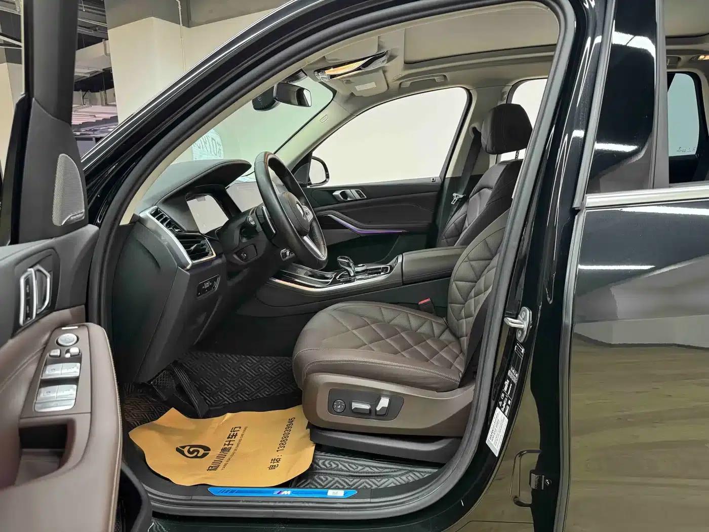 BMW X5 2022 xDrive 30Li Luxury M Sport Package — миниатюра 11