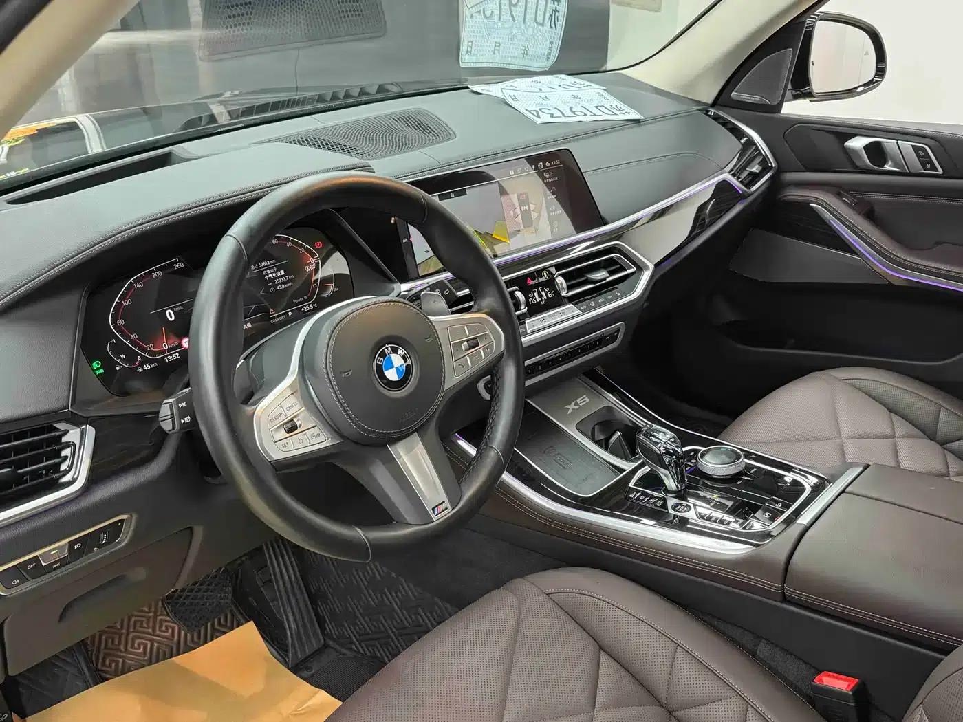BMW X5 2022 xDrive 30Li Luxury M Sport Package — миниатюра 13