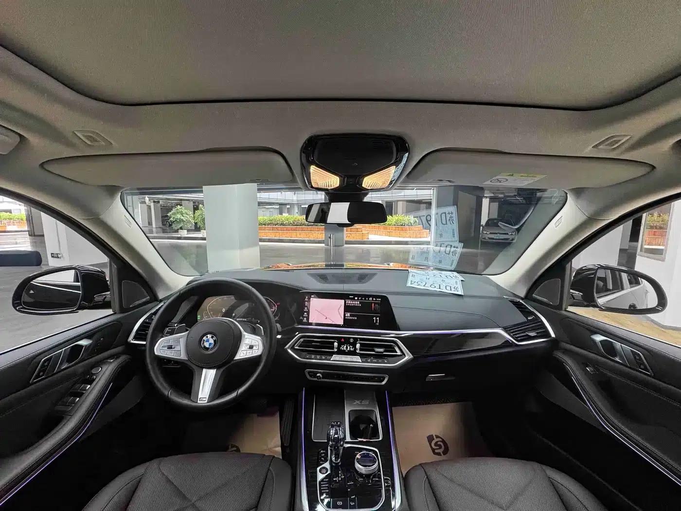 BMW X5 2022 xDrive 30Li Luxury M Sport Package — миниатюра 19