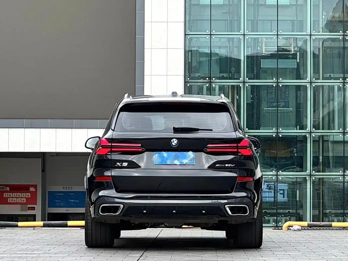 BMW X5 2025 xDrive 30Li M Sport Shadow Edition — миниатюра 4