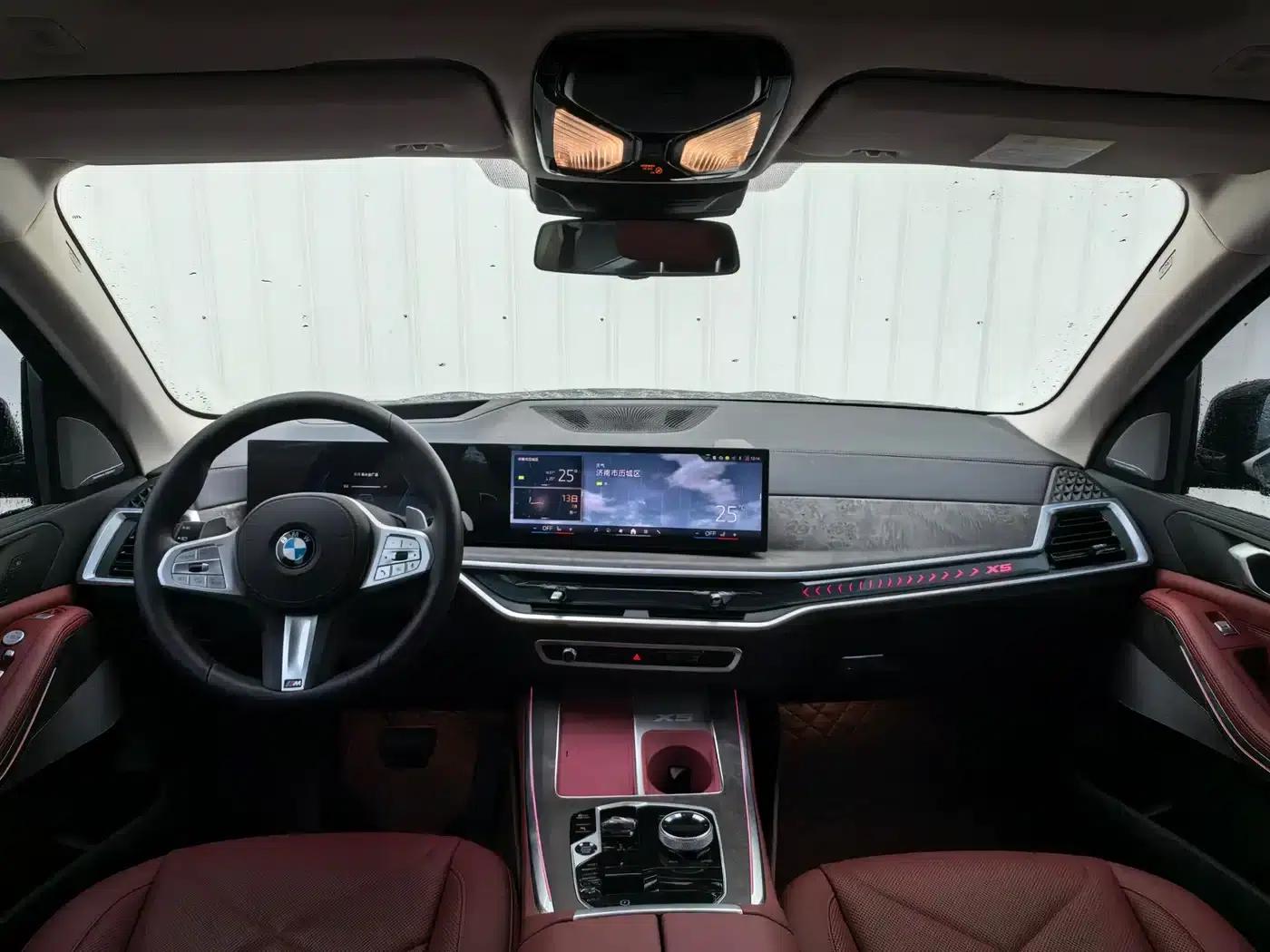 BMW X5 2025 xDrive 30Li M Sport Shadow Edition — миниатюра 11
