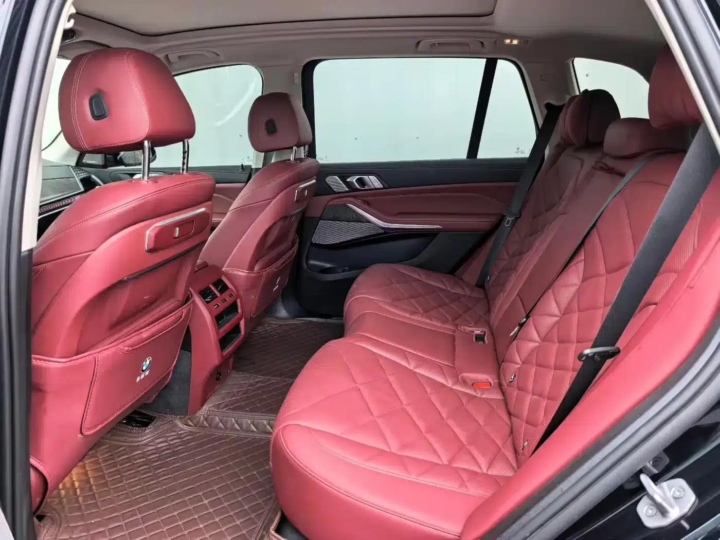 BMW X5 2025 xDrive 30Li M Sport Shadow Edition — миниатюра 6