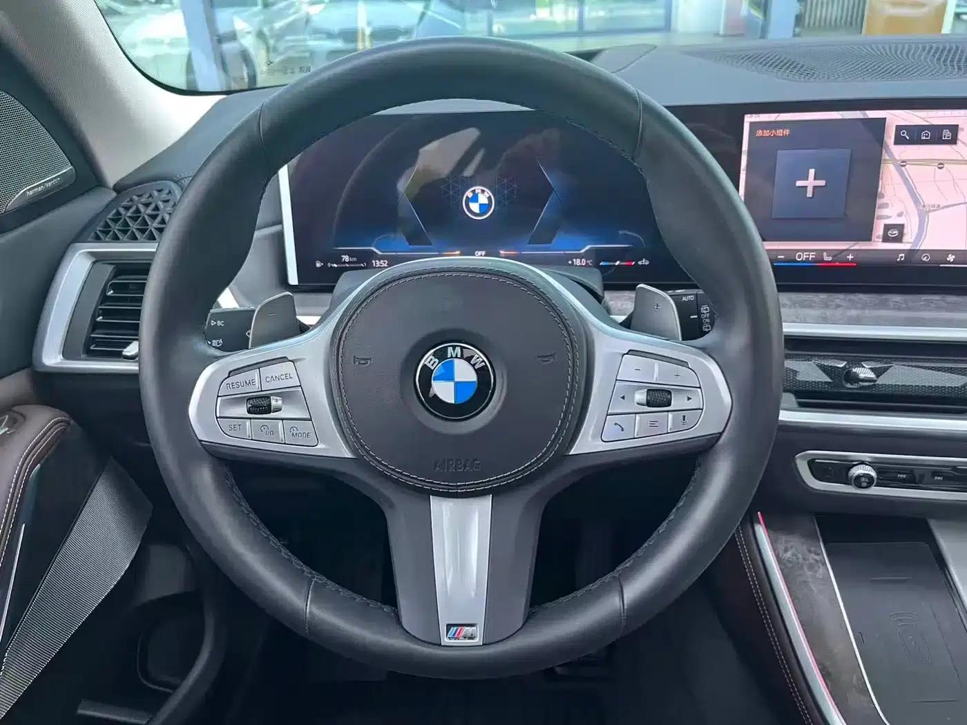 BMW X5 2023 xDrive 30Li M Sport Shadow Edition — миниатюра 9
