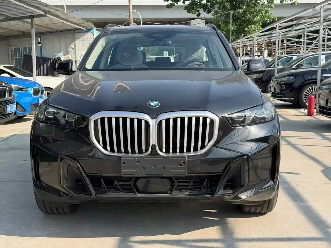 BMW X5 2026 Facelift xDrive 30Li M Sport Shadow Edition — миниатюра 2