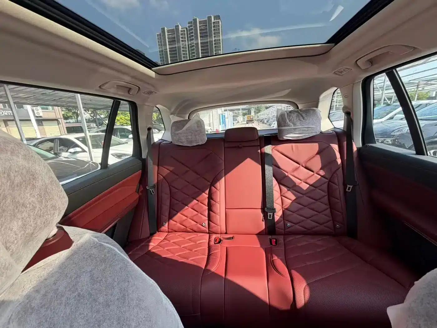 BMW X5 2026 Facelift xDrive 30Li M Sport Shadow Edition — миниатюра 13