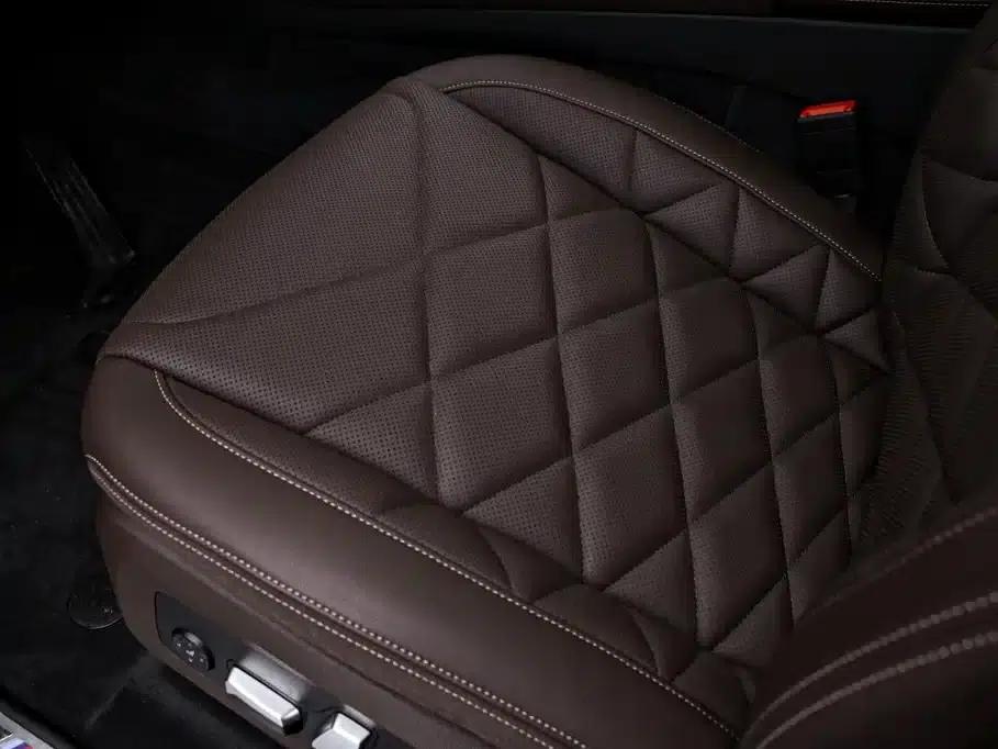 BMW X5 2023 xDrive 30Li M Sport Shadow Edition — миниатюра 13