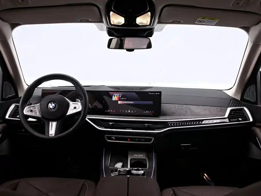 BMW X5 2023 xDrive 30Li M Sport Shadow Edition — миниатюра 5