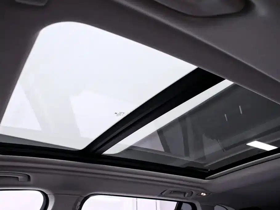 BMW X5 2023 xDrive 30Li M Sport Shadow Edition — миниатюра 10