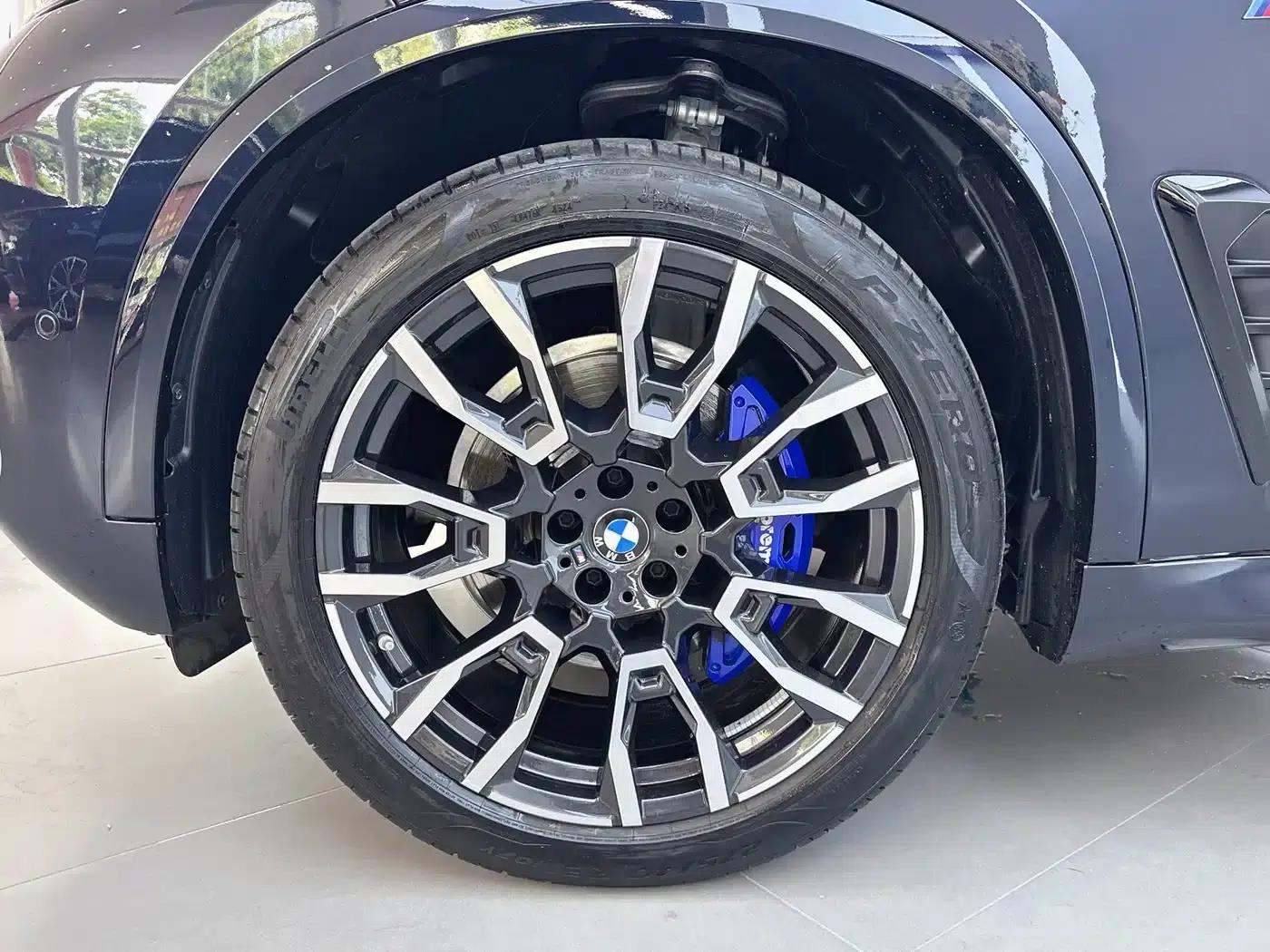 2023 BMW X5 xDrive 40Li M Sport Shadow Edition — миниатюра 17