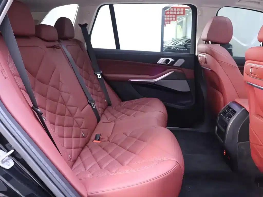 BMW X5 2023 xDrive 30Li M Sport Shadow Edition — миниатюра 22