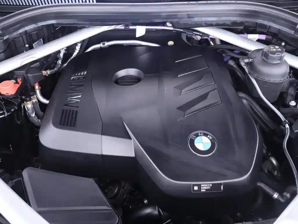 BMW X5 2023 xDrive 30Li M Sport Shadow Edition — миниатюра 25