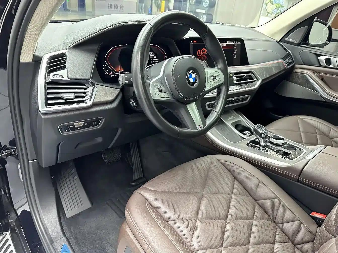 BMW X5 2022 xDrive 30Li Luxury M Sport Package — миниатюра 12
