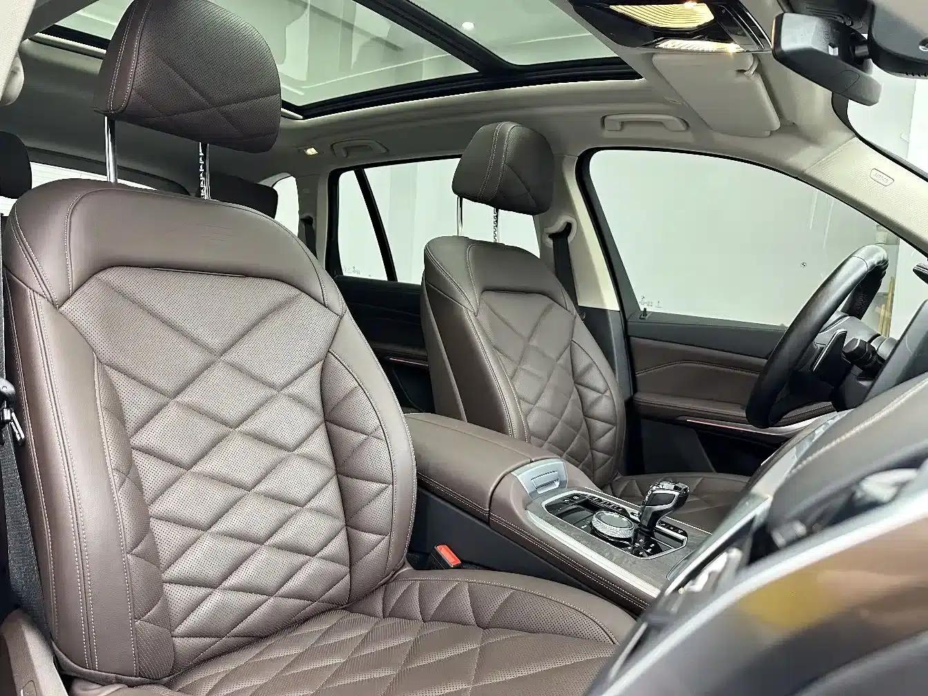 BMW X5 2022 xDrive 30Li Luxury M Sport Package — миниатюра 15