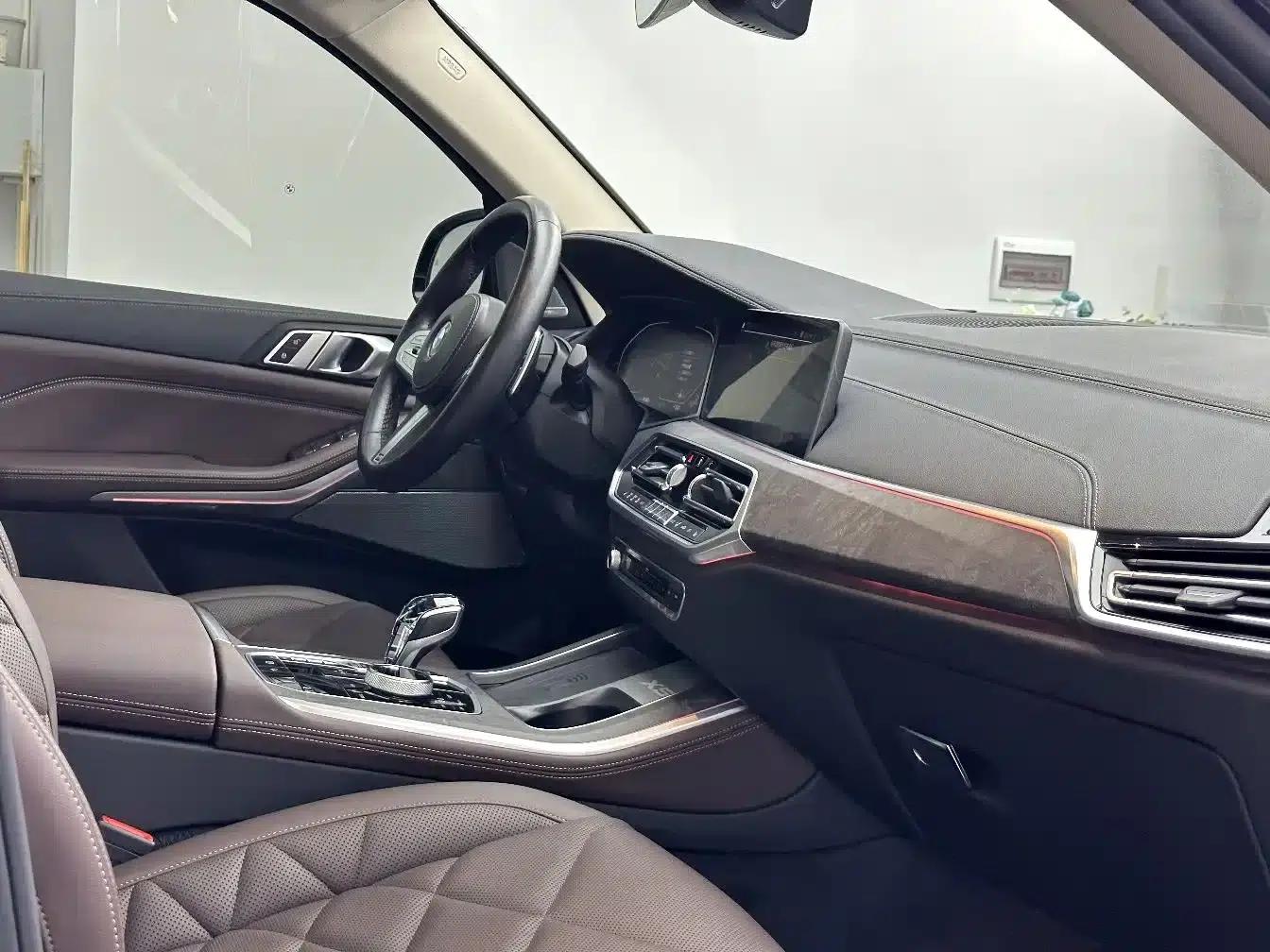BMW X5 2022 xDrive 30Li Luxury M Sport Package — миниатюра 18