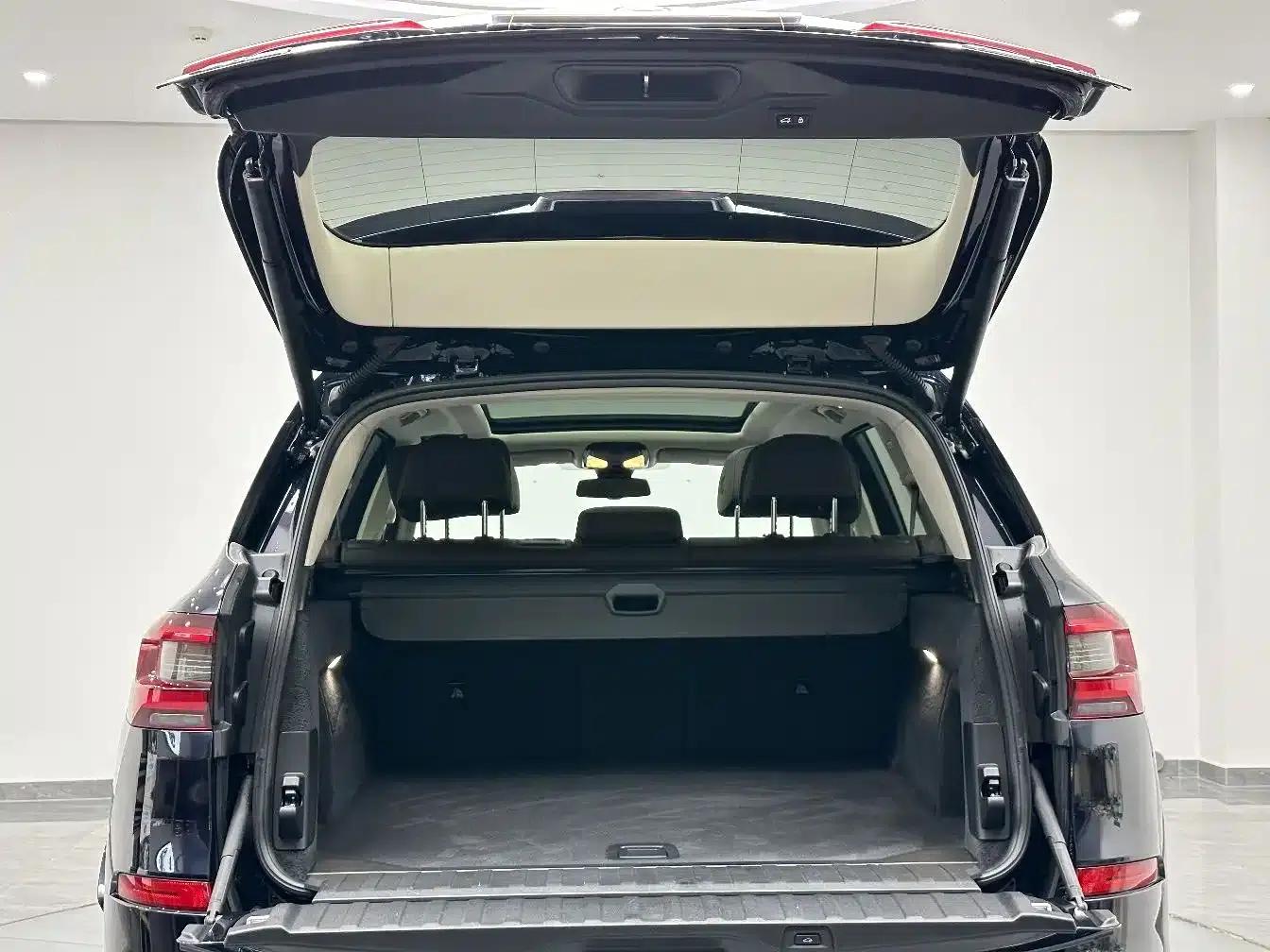 BMW X5 2022 xDrive 30Li Luxury M Sport Package — миниатюра 26