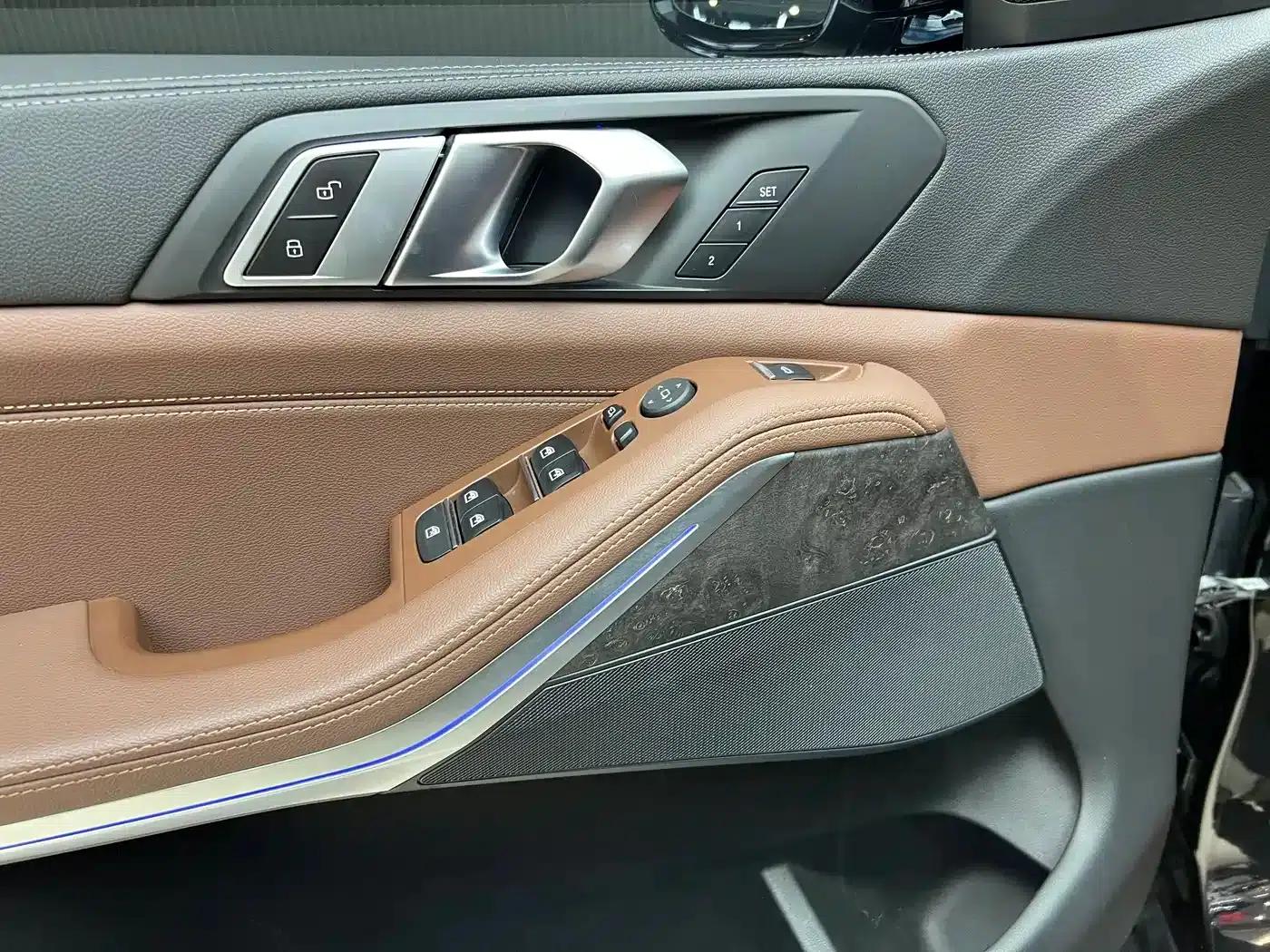 2021 BMW X5 Imported xDrive30i X Design Package — миниатюра 17