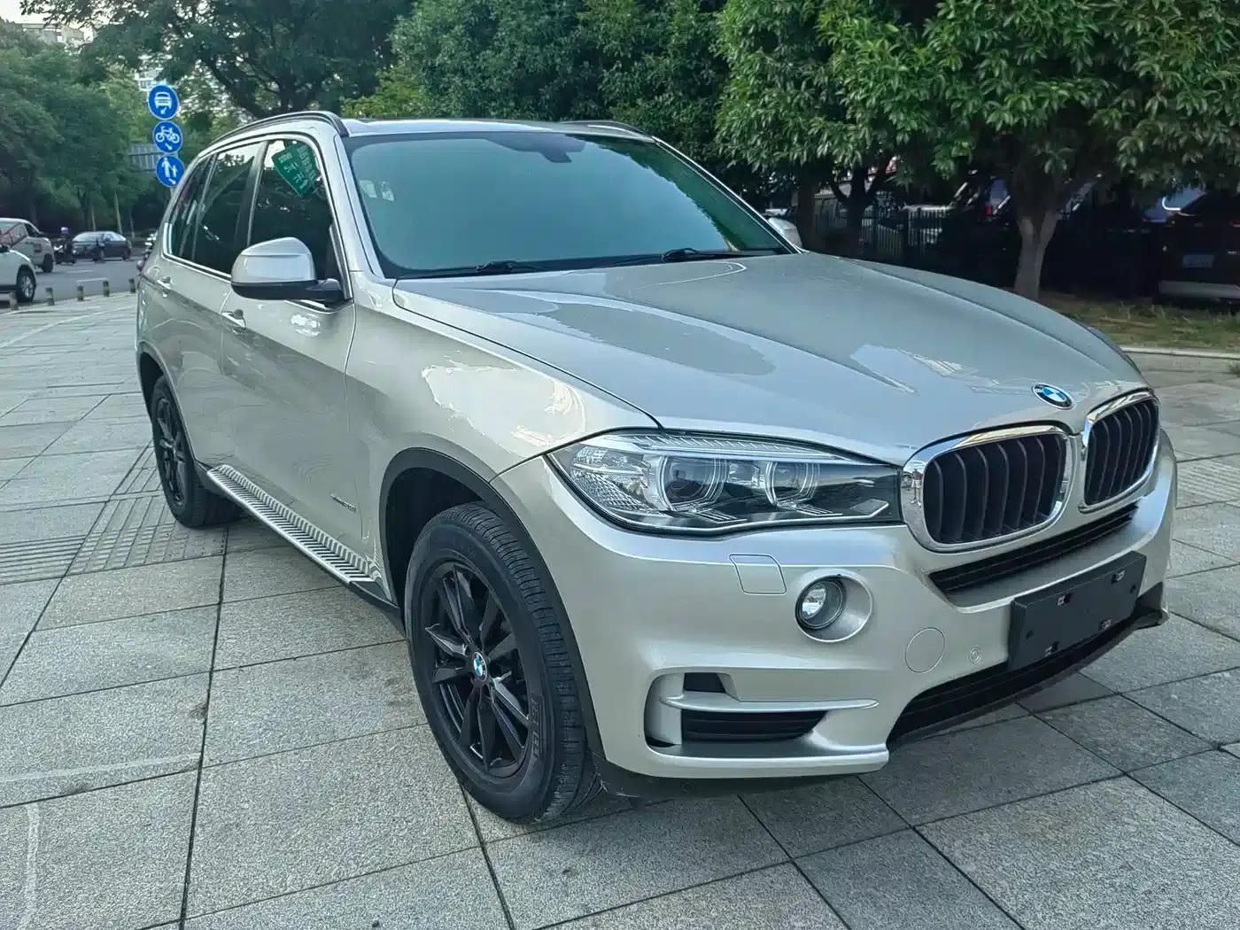 BMW X5 (Imported) 2015 xDrive28i — миниатюра 2