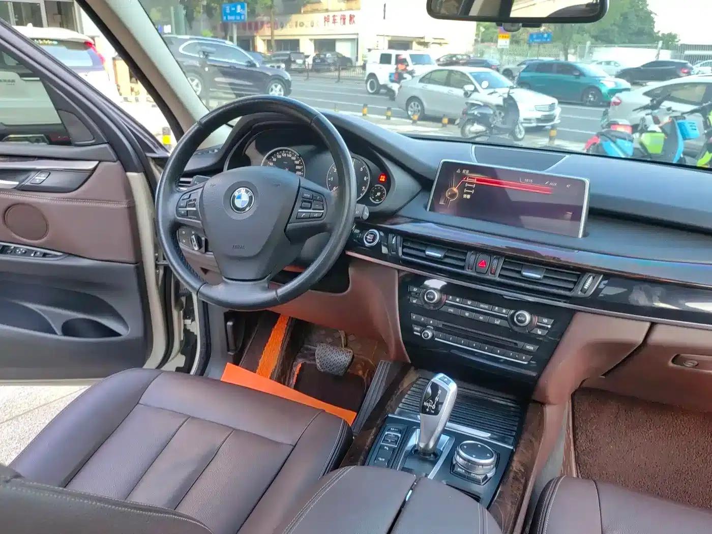 BMW X5 (Imported) 2015 xDrive28i — миниатюра 16
