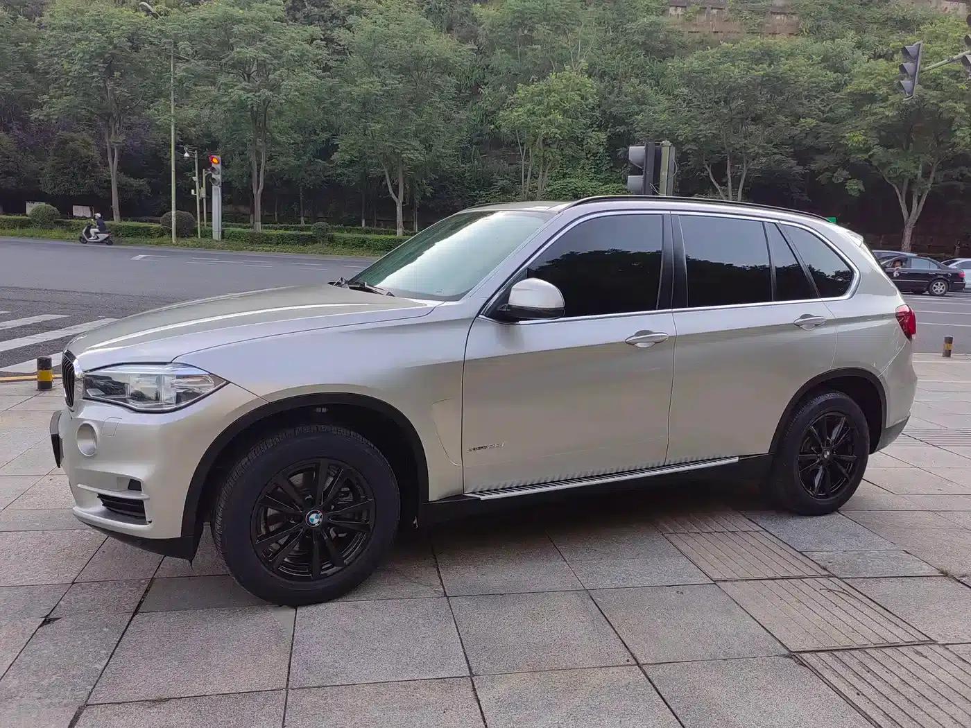 BMW X5 (Imported) 2015 xDrive28i — миниатюра 4