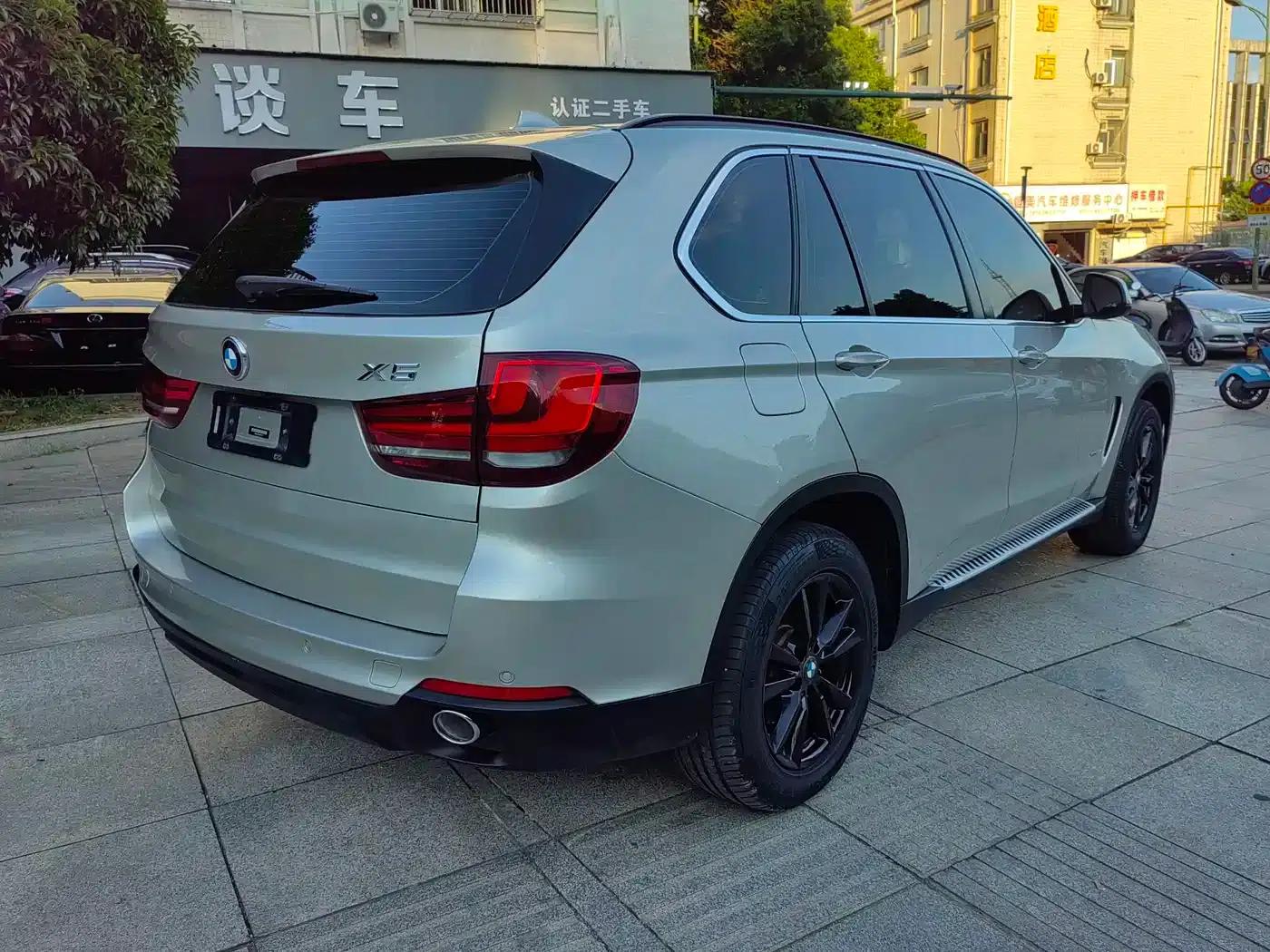 BMW X5 (Imported) 2015 xDrive28i — миниатюра 6