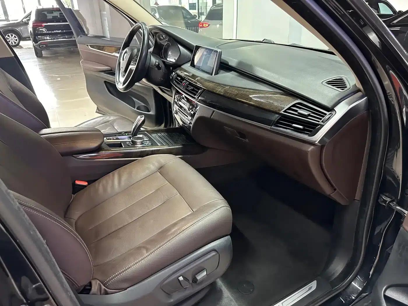 BMW X5 (Imported) 2018 xDrive28i — миниатюра 6