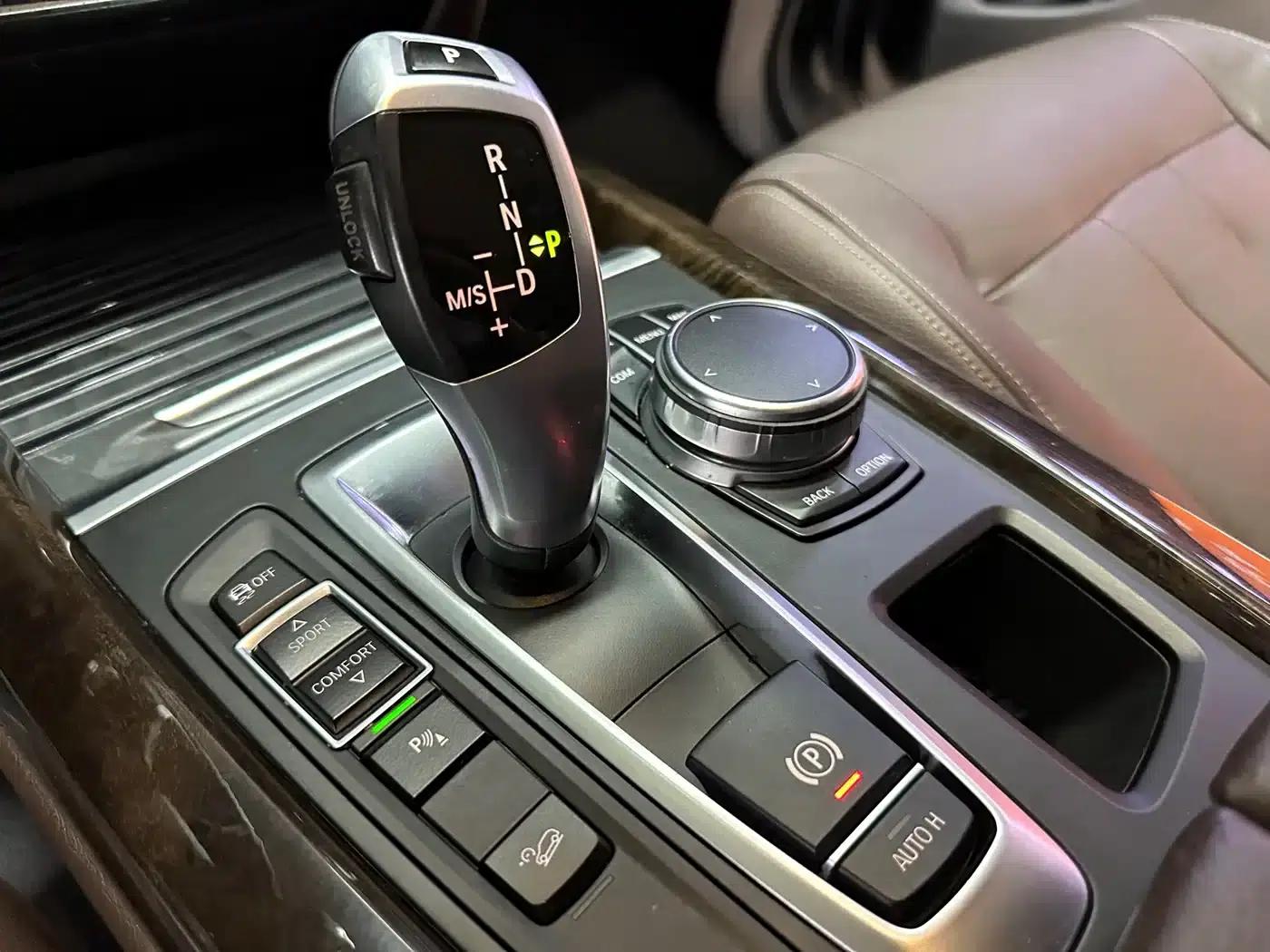 BMW X5 (Imported) 2018 xDrive28i — миниатюра 10