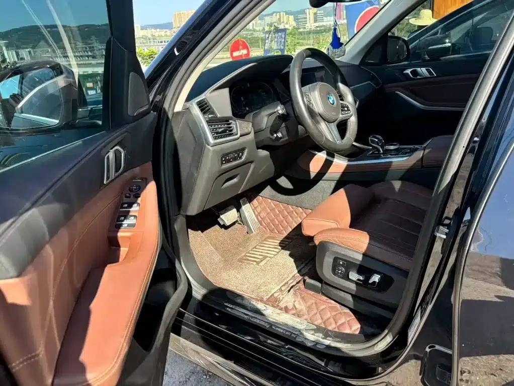 2021 BMW X5 Imported xDrive40i Luxury M Sport Package — миниатюра 7