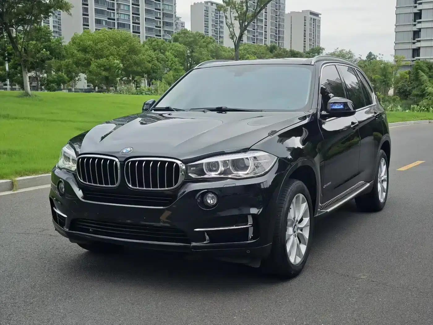 BMW X5 (Imported) 2018 xDrive28i — миниатюра 1