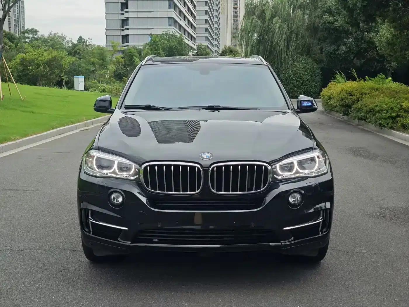 BMW X5 (Imported) 2018 xDrive28i — миниатюра 2