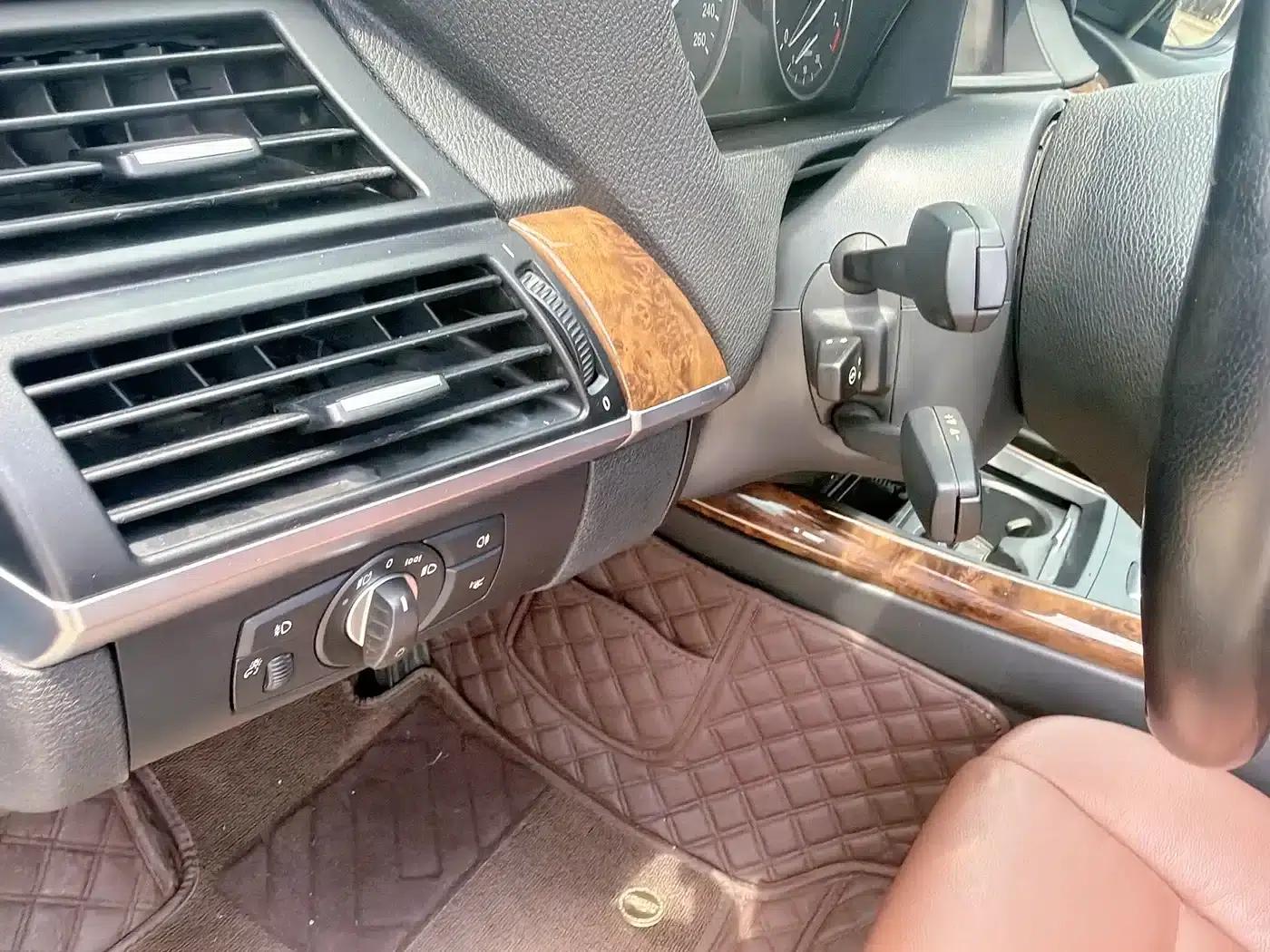 2011 BMW X5 xDrive35i Luxury (Imported) — миниатюра 13