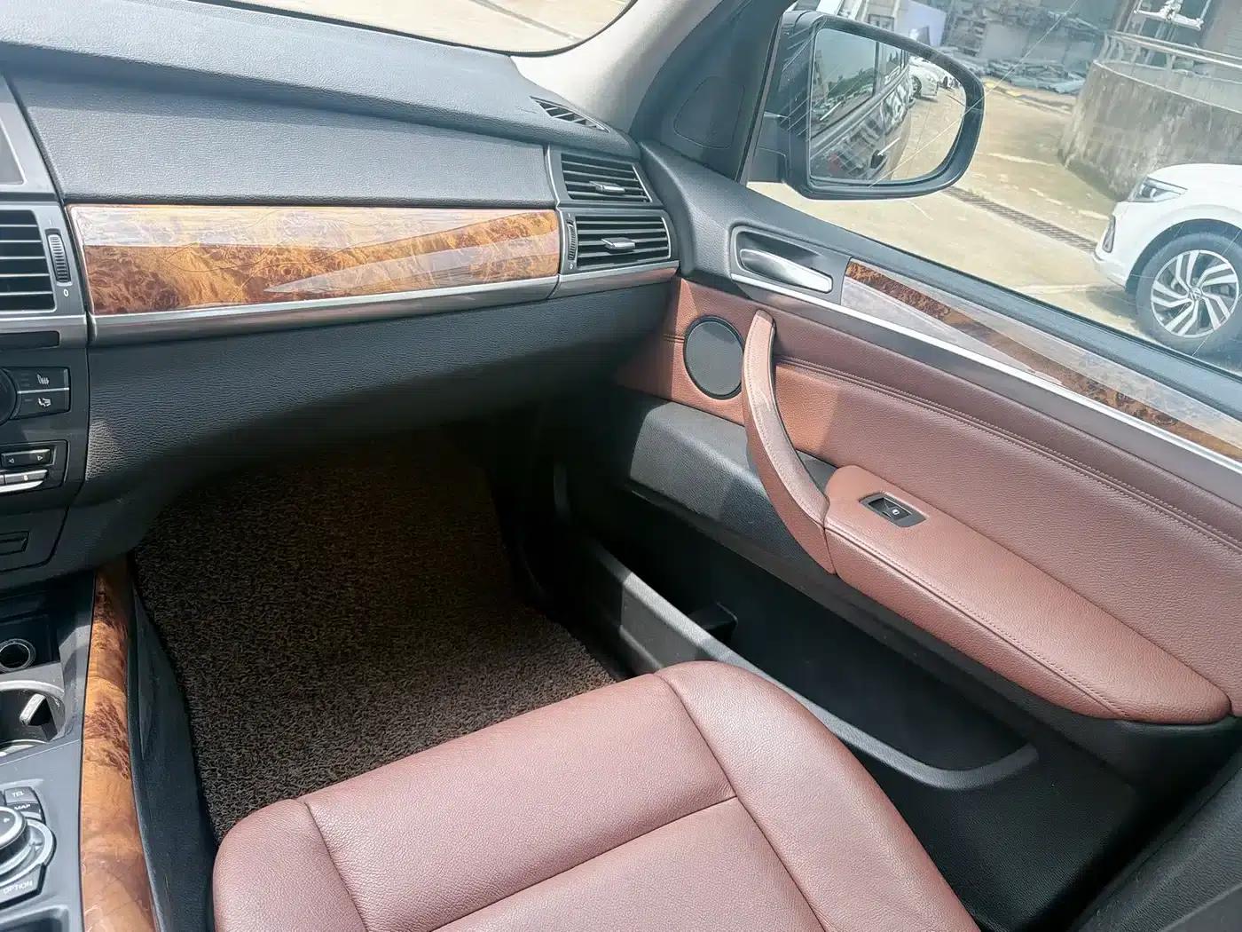 2011 BMW X5 xDrive35i Luxury (Imported) — миниатюра 16