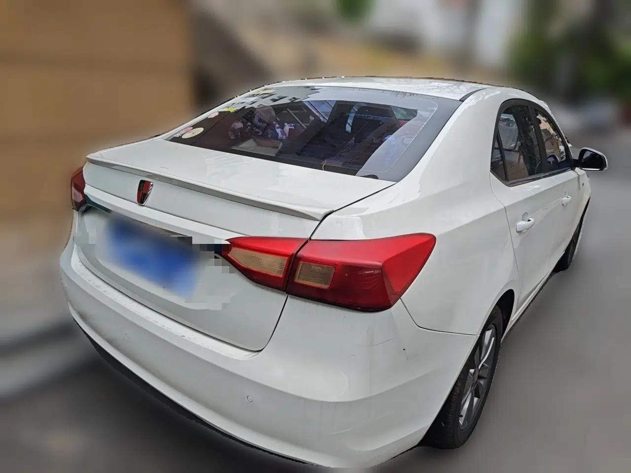 Roewe 360 2015 20T TST Deluxe Edition — миниатюра 6