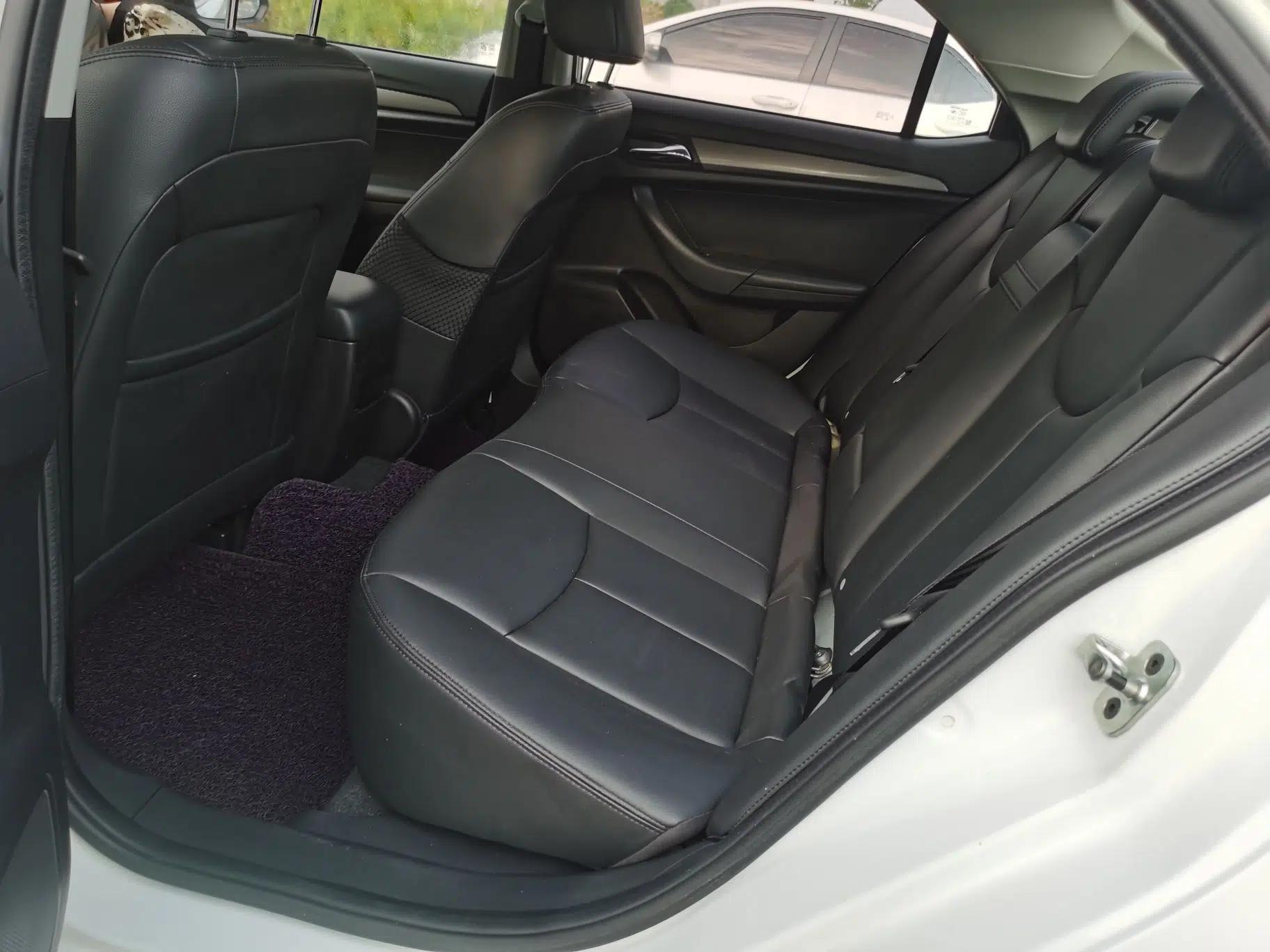 Roewe 360 2015 1.5L Automatic Luxury Edition — миниатюра 16