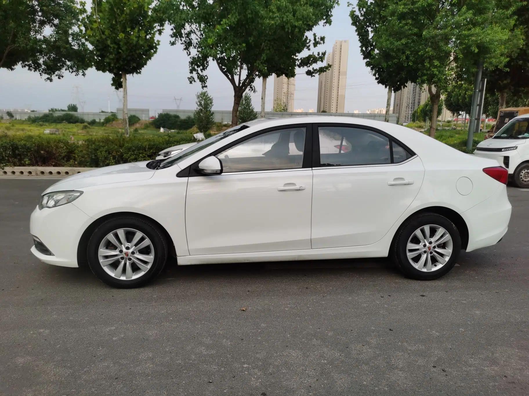 Roewe 360 2015 1.5L Automatic Luxury Edition — миниатюра 6