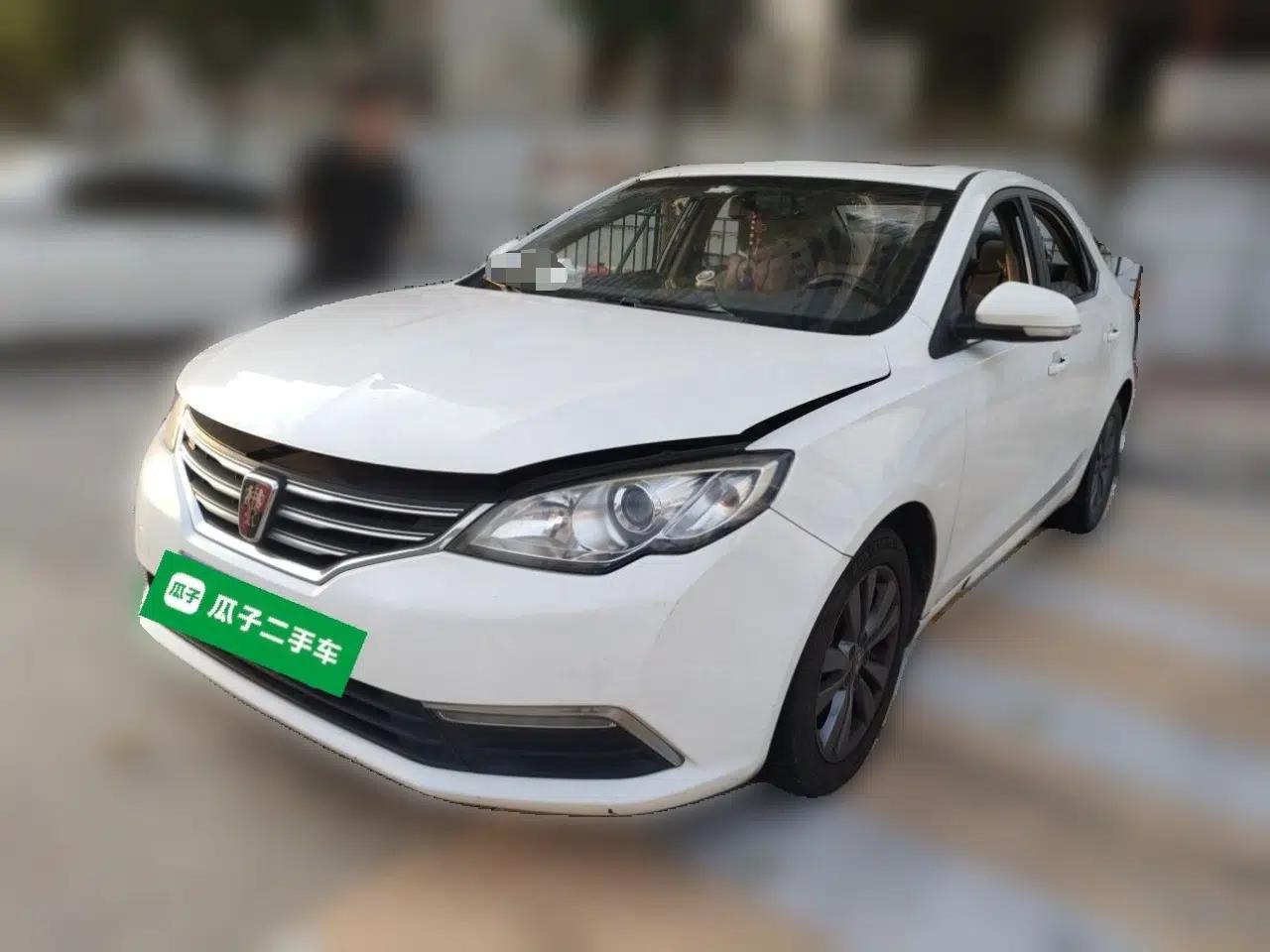 Roewe 360 2015 20T TST Deluxe Edition — миниатюра 1