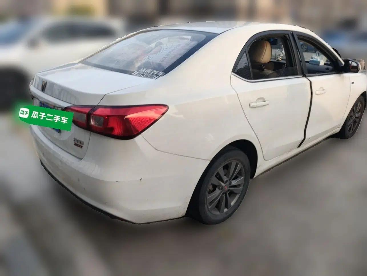 Roewe 360 2015 20T TST Deluxe Edition — миниатюра 6