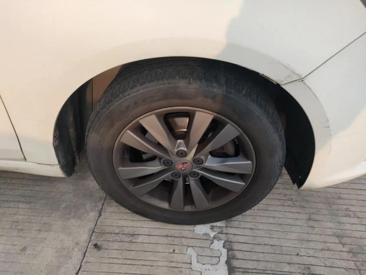 Roewe 360 2015 20T TST Deluxe Edition — миниатюра 8