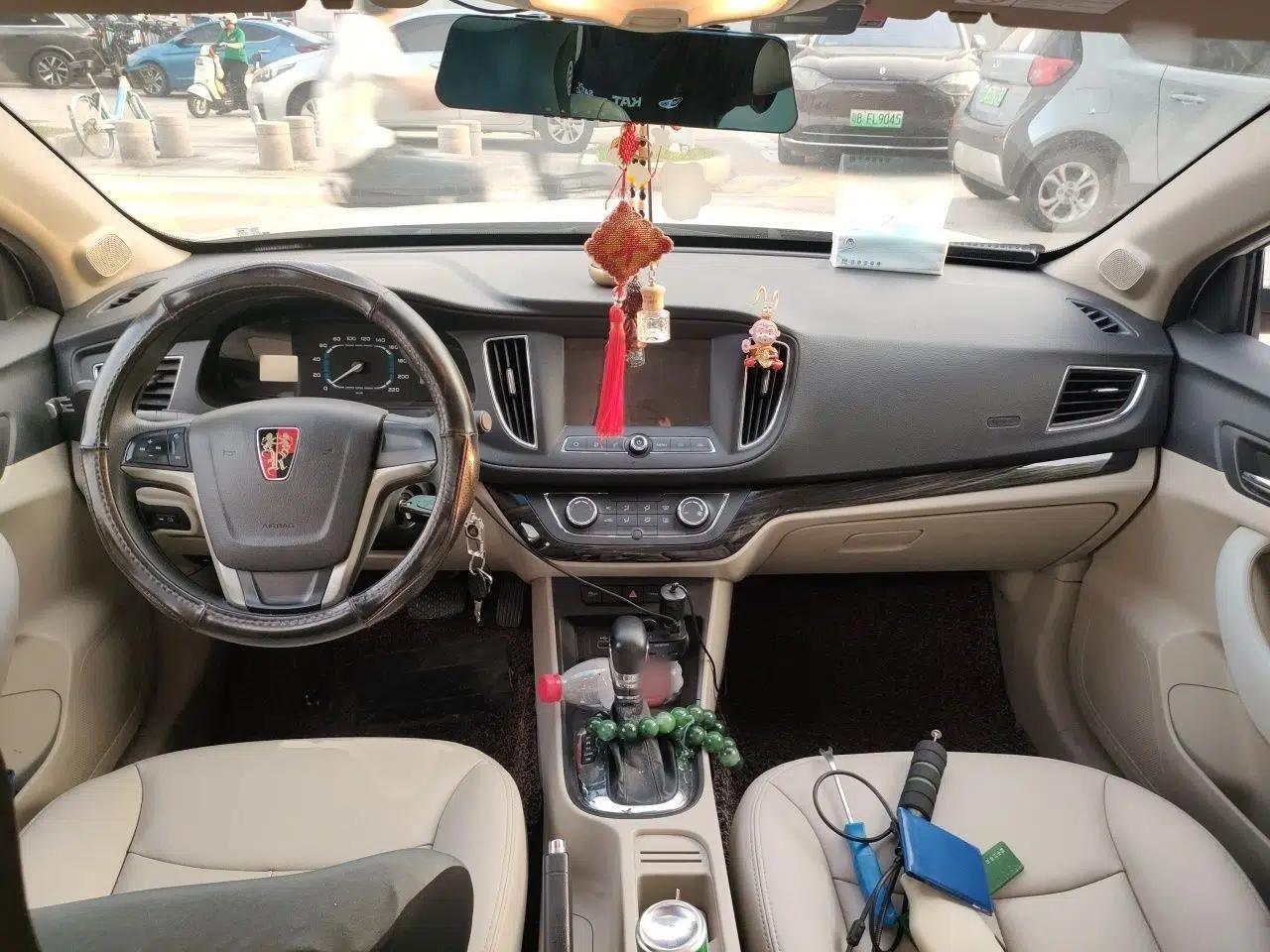Roewe 360 2015 20T TST Deluxe Edition — миниатюра 9