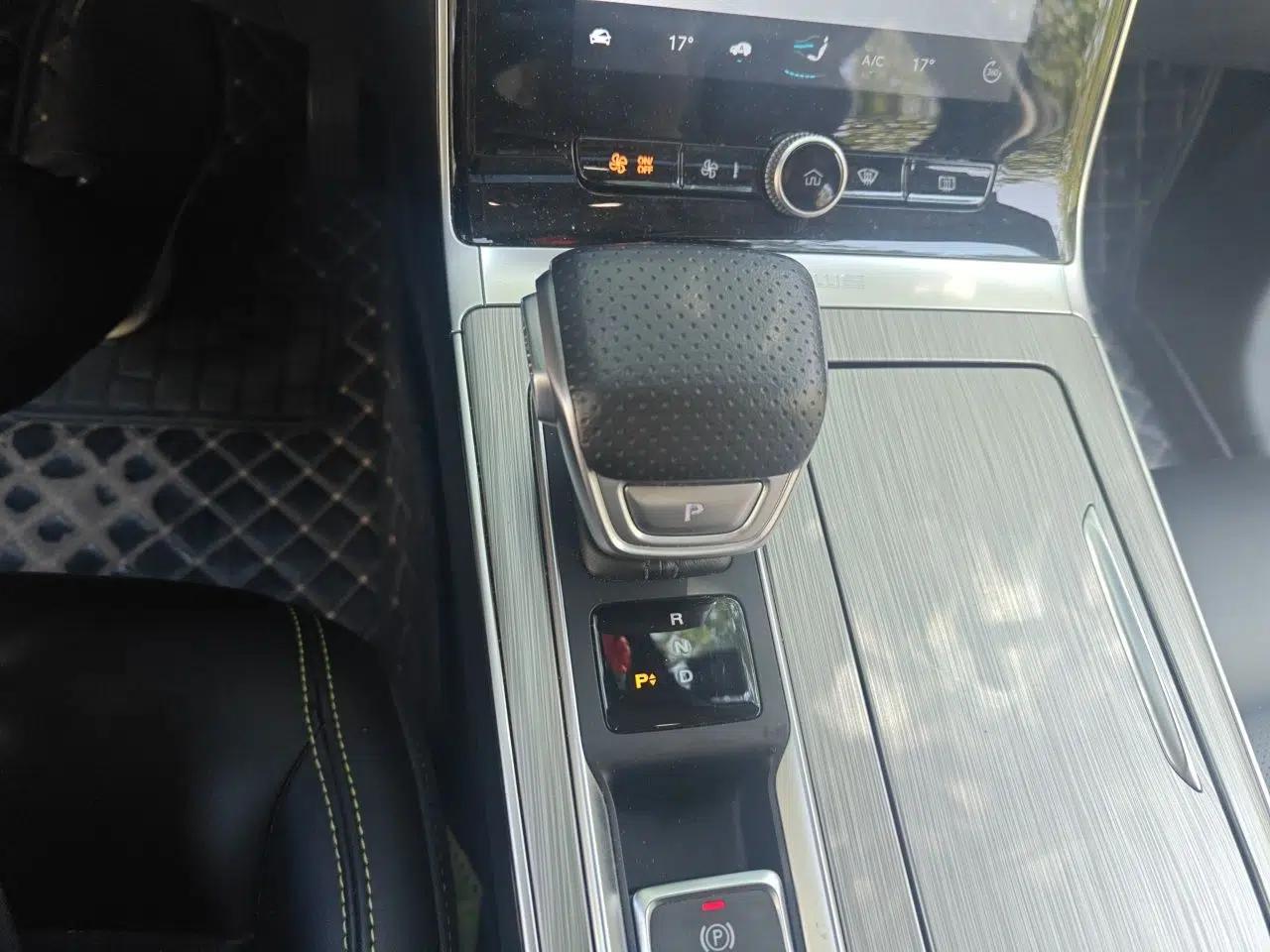 Roewe RX5 New Energy 2020 ePLUS National Trend Ronglin Luxury Edition — миниатюра 14