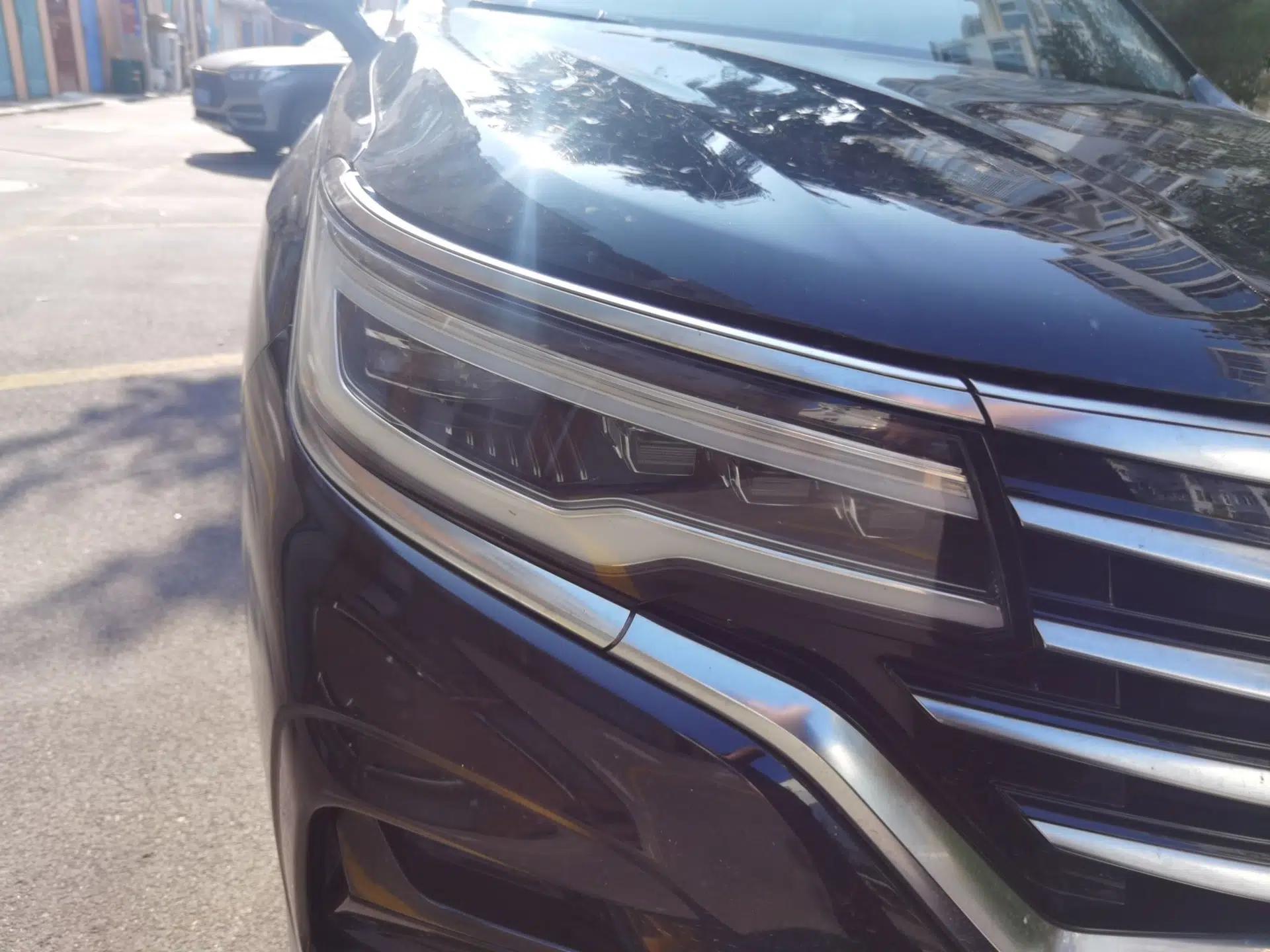 Roewe RX5 MAX 2019 300TGI Automatic Intelligent Driving Health Cabin Edition — миниатюра 7