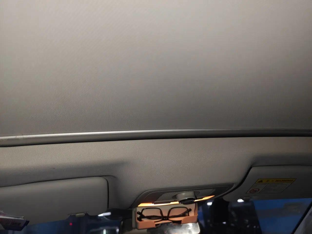 Roewe RX3 2018 1.6L CVT Internet Smart Edition — миниатюра 18