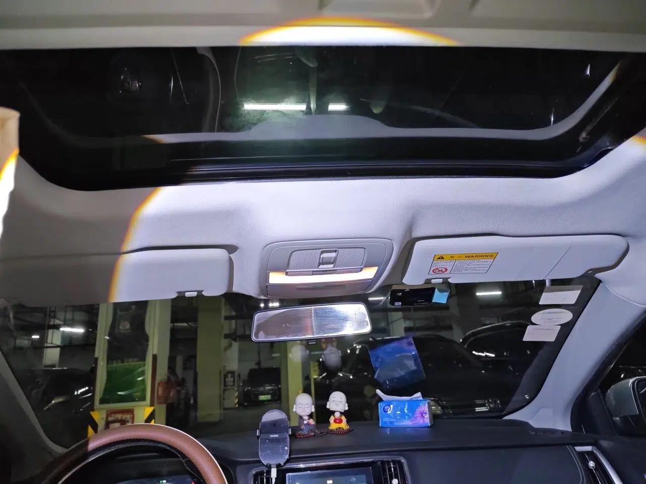 Roewe i6 New Energy 2017 45T Hybrid Connect & Smart Enjoyment Edition — миниатюра 18