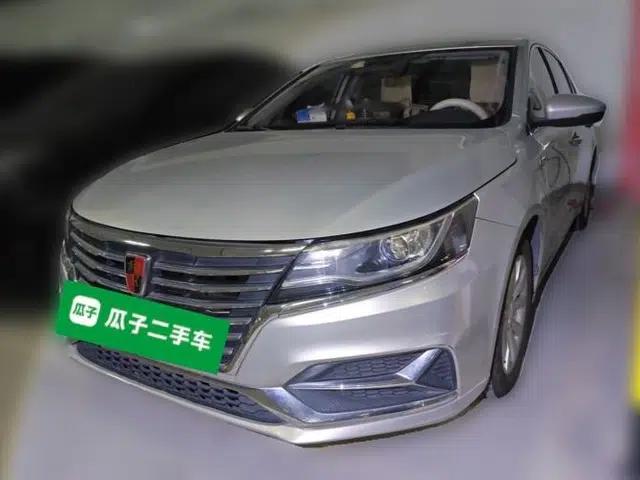 Roewe i6 New Energy 2017 45T Hybrid Connect & Smart Enjoyment Edition